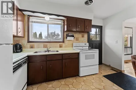 1116 Sumach Crescent Windsor ON N8S 2S4