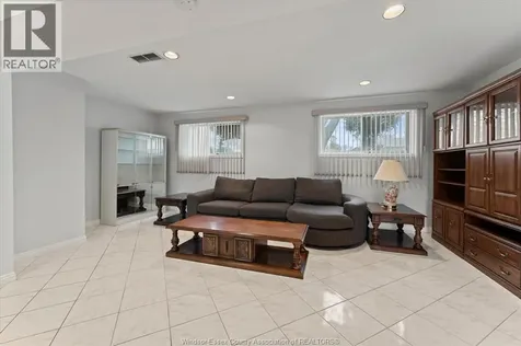 1116 Sumach Crescent Windsor ON N8S 2S4