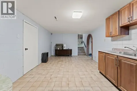 1116 Sumach Crescent Windsor ON N8S 2S4