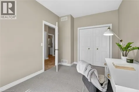 1041 Pine Street Dunnville ON N1A 2N1