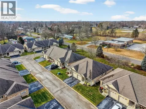 1041 Pine Street Dunnville ON N1A 2N1