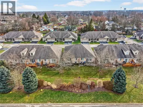 1041 Pine Street Dunnville ON N1A 2N1