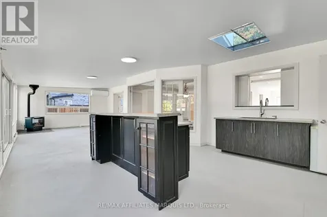 1603 Peter Street Cornwall ON K6J 1W7