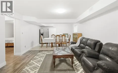 2820 Wildberry Crescent Tecumseh ON N9K 1C2