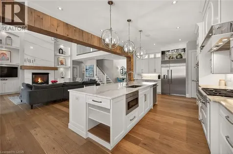 747 Vernon Place Ancaster ON L9G 3H4