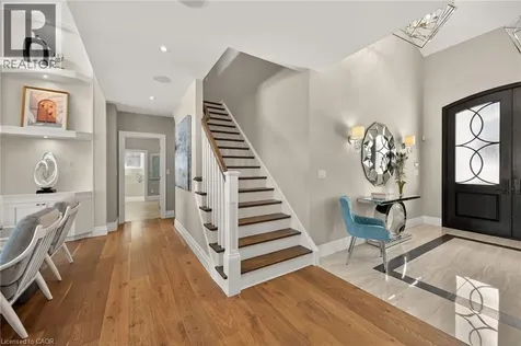 747 Vernon Place Ancaster ON L9G 3H4