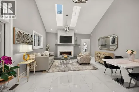 747 Vernon Place Ancaster ON L9G 3H4