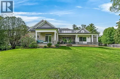 747 Vernon Place Ancaster ON L9G 3H4
