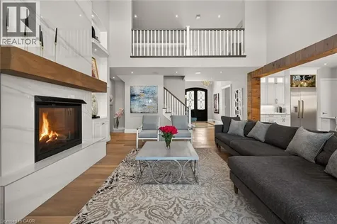 747 Vernon Place Ancaster ON L9G 3H4
