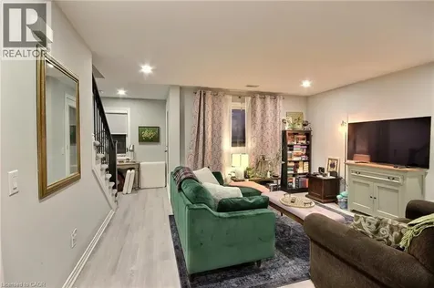 287 Chapel Hill Drive Kitchener ON N2R 0S4