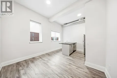 11 Queen Street Brantford ON N3T 3B1
