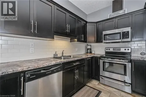 557 Landgren Court Kitchener ON N2A 0G8