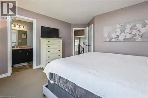 557 Landgren Court Kitchener ON N2A 0G8