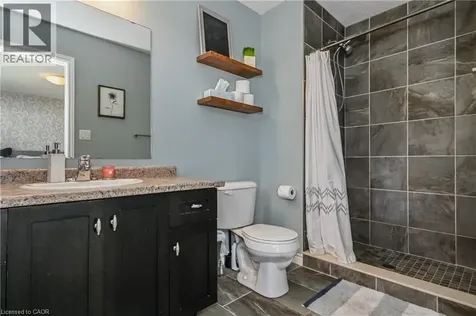 557 Landgren Court Kitchener ON N2A 0G8