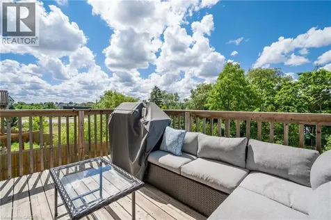 557 Landgren Court Kitchener ON N2A 0G8