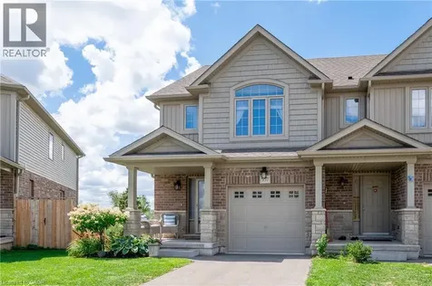 557 Landgren Court Kitchener ON N2A 0G8