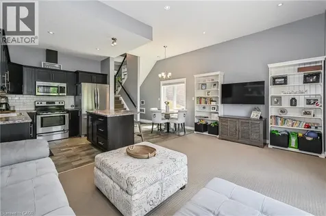 557 Landgren Court Kitchener ON N2A 0G8