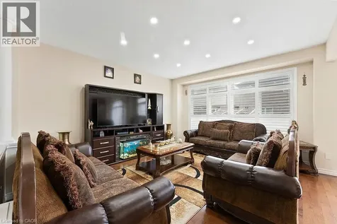 67 Bellroyal Crescent Stoney Creek ON L8J 0E7
