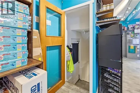 421 Concession Street Hamilton ON L9A 1C1