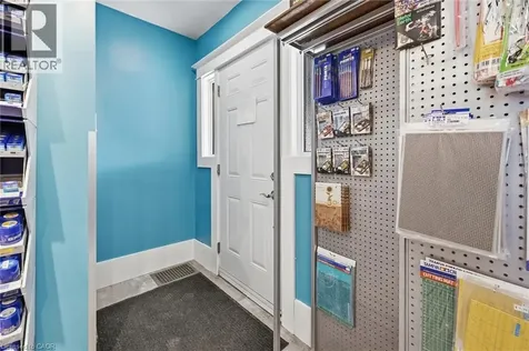 421 Concession Street Hamilton ON L9A 1C1