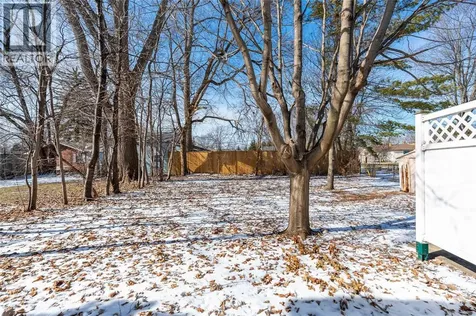 1177 Pontiac Drive Sarnia ON N7S 3B1