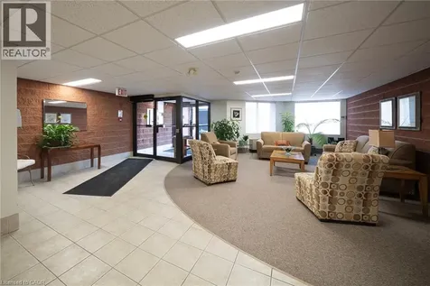 17 Mill Pond Court Simcoe ON N3Y 5H9