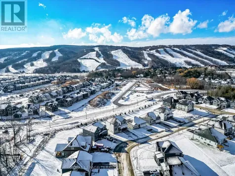 109 Stillwater Crescent Blue Mountains ON L9Y 4P5