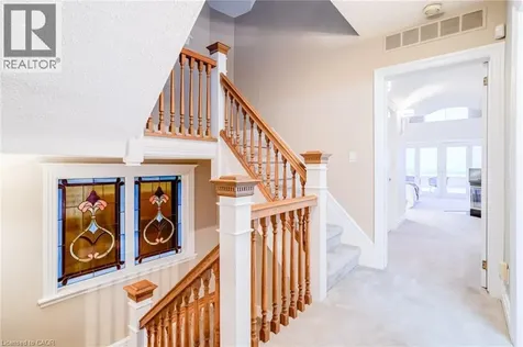 91 Mountain Park Avenue Hamilton ON L9A 1A1