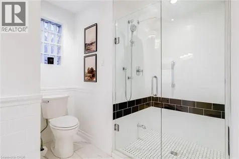 91 Mountain Park Avenue Hamilton ON L9A 1A1
