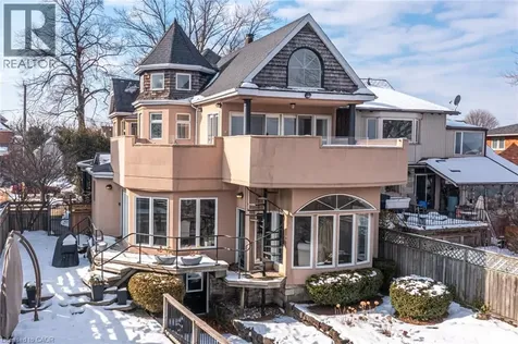91 Mountain Park Avenue Hamilton ON L9A 1A1