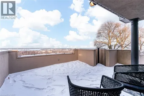 91 Mountain Park Avenue Hamilton ON L9A 1A1