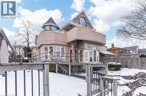 91 Mountain Park Avenue Hamilton ON L9A 1A1