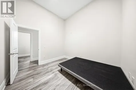11 Queen Street Brantford ON N3T 3B1