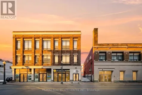 11 Queen Street Brantford ON N3T 3B1