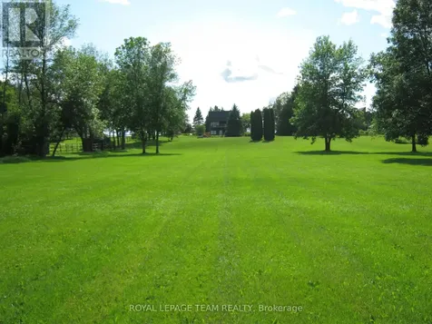5965 Rideau Valley Drive North Ottawa ON K4M 1B3