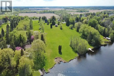 5965 Rideau Valley Drive North Ottawa ON K4M 1B3