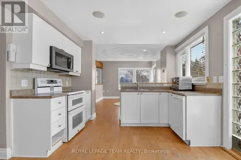 5965 Rideau Valley Drive North Ottawa ON K4M 1B3