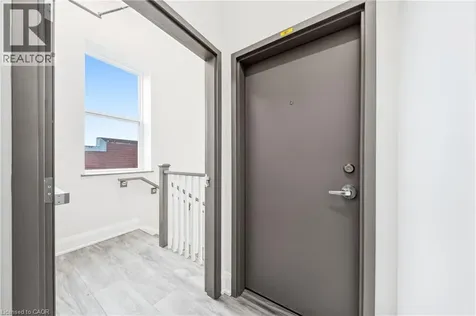 11 Queen Street Brantford ON N3T 3B1