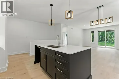 150 Vanrooy Trail Waterford ON N0E 1Y0