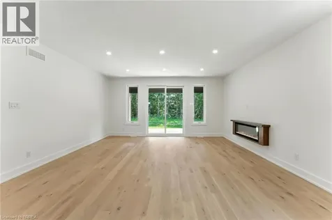 150 Vanrooy Trail Waterford ON N0E 1Y0