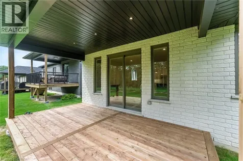 150 Vanrooy Trail Waterford ON N0E 1Y0