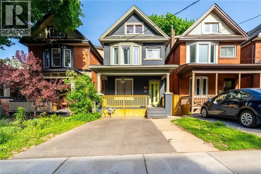 11 Lorne Avenue Hamilton ON L8M 2X5