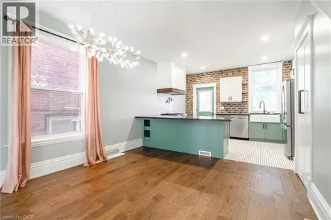 11 Lorne Avenue Hamilton ON L8M 2X5