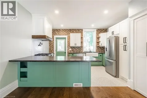 11 Lorne Avenue Hamilton ON L8M 2X5