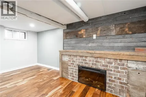 11 Lorne Avenue Hamilton ON L8M 2X5
