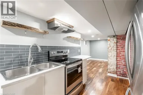 11 Lorne Avenue Hamilton ON L8M 2X5