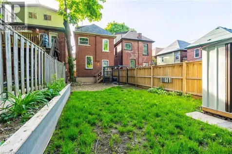 11 Lorne Avenue Hamilton ON L8M 2X5