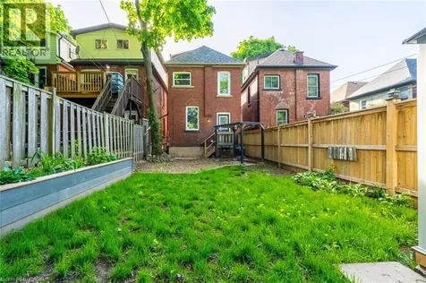 11 Lorne Avenue Hamilton ON L8M 2X5