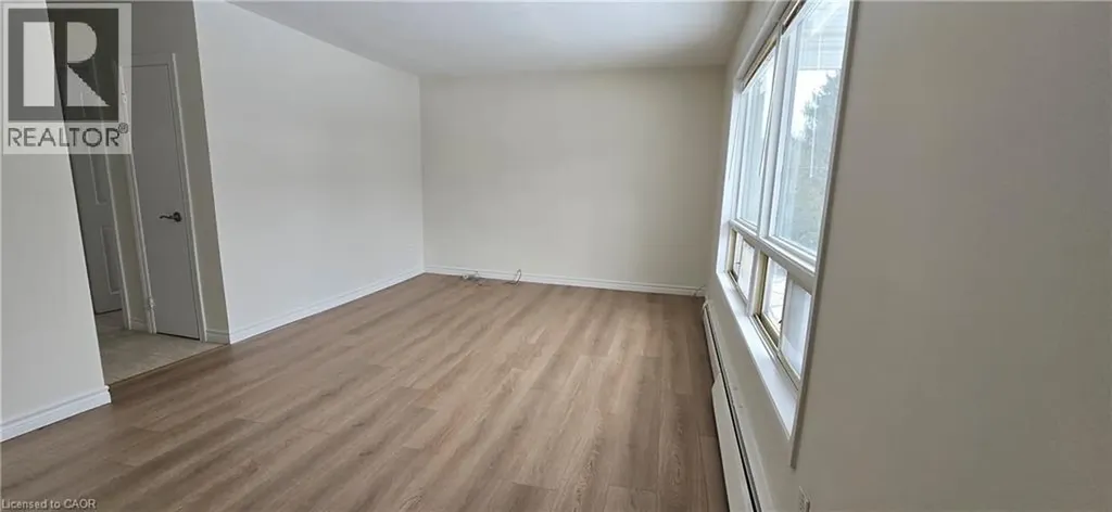23 Rutherford Drive Kitchener ON N2A 1P8