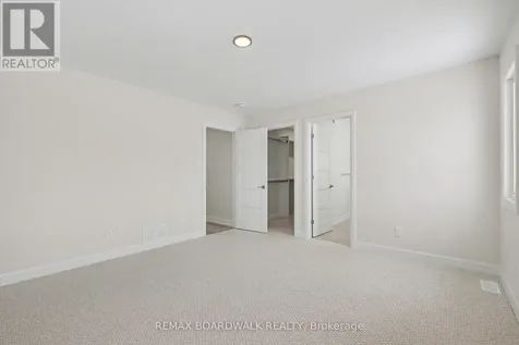 967 Chablis Crescent Russell ON K0A 1W0